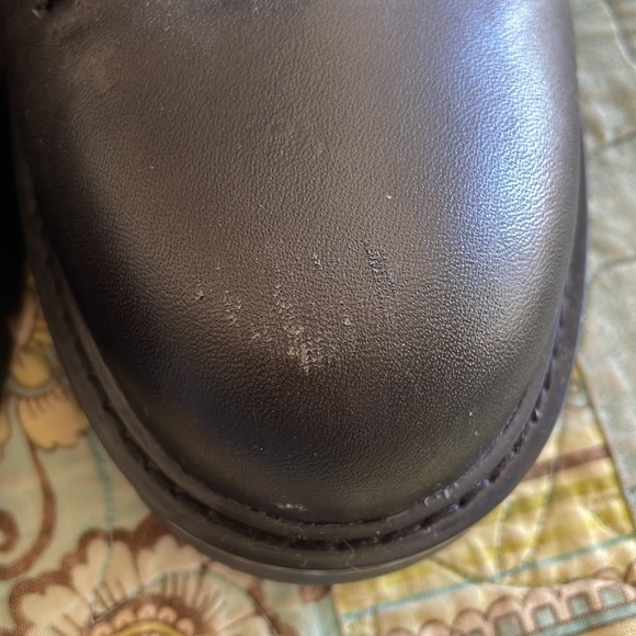 UGG Boots - Picture 9 of 9